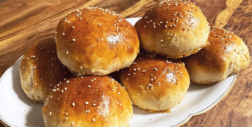 fertig gebackene Burger-Buns