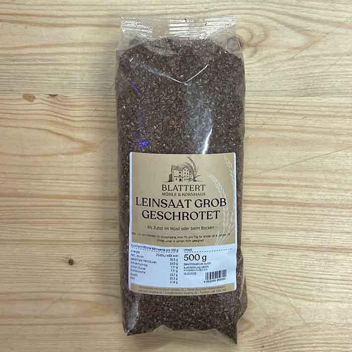 Leinsaat Braun geschrotet